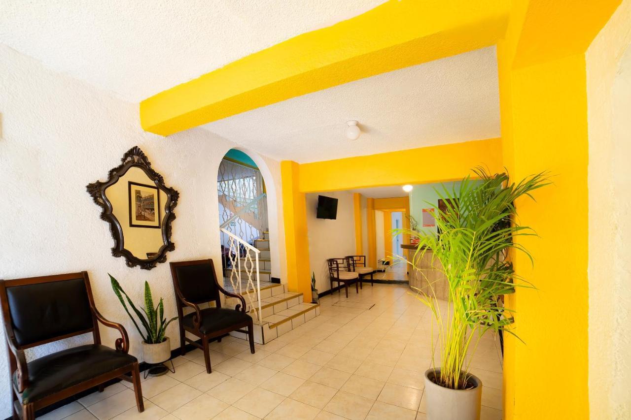 OYO Hotel Jardín Carpio Aguascalientes Buitenkant foto