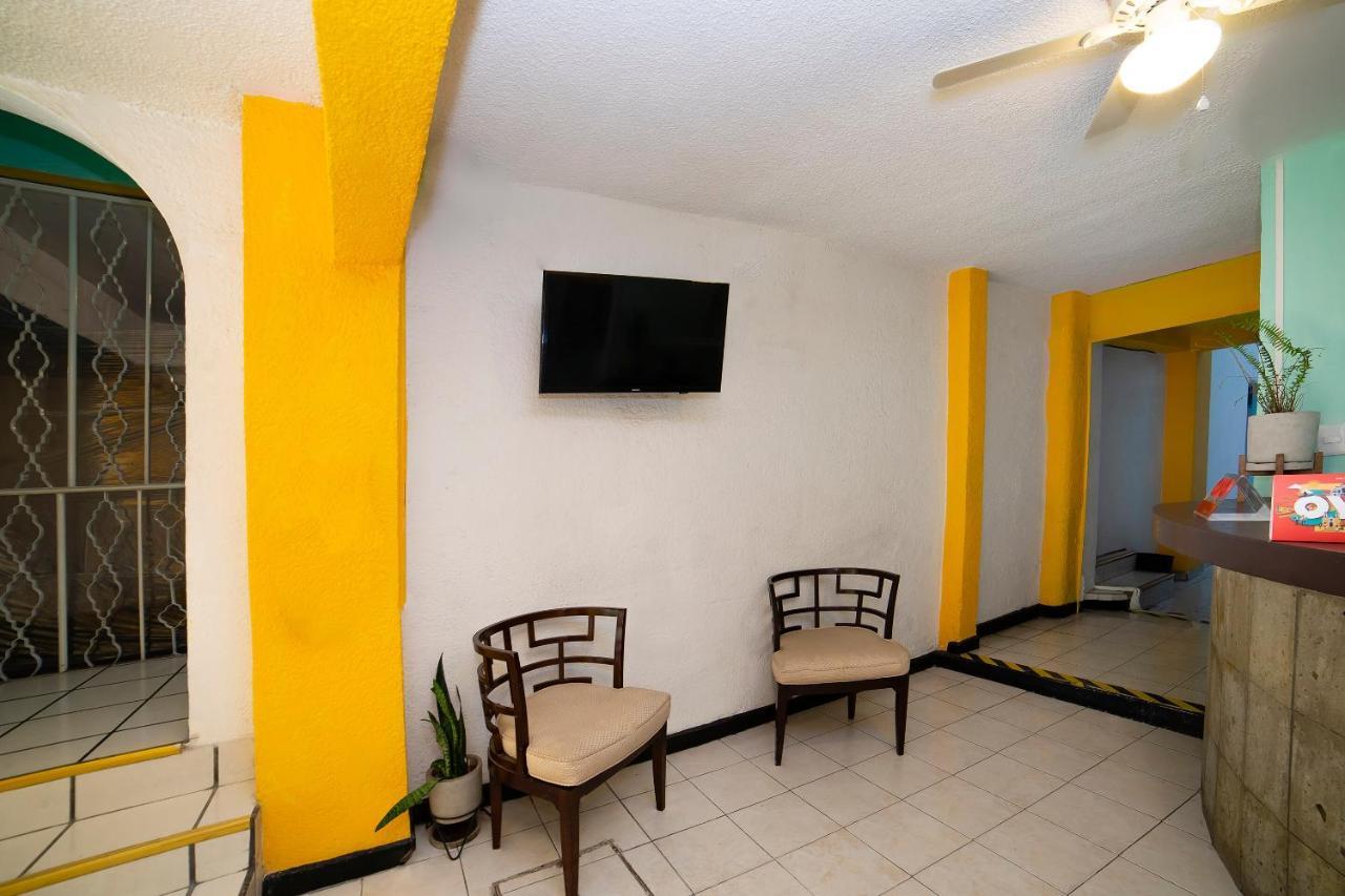 OYO Hotel Jardín Carpio Aguascalientes Buitenkant foto